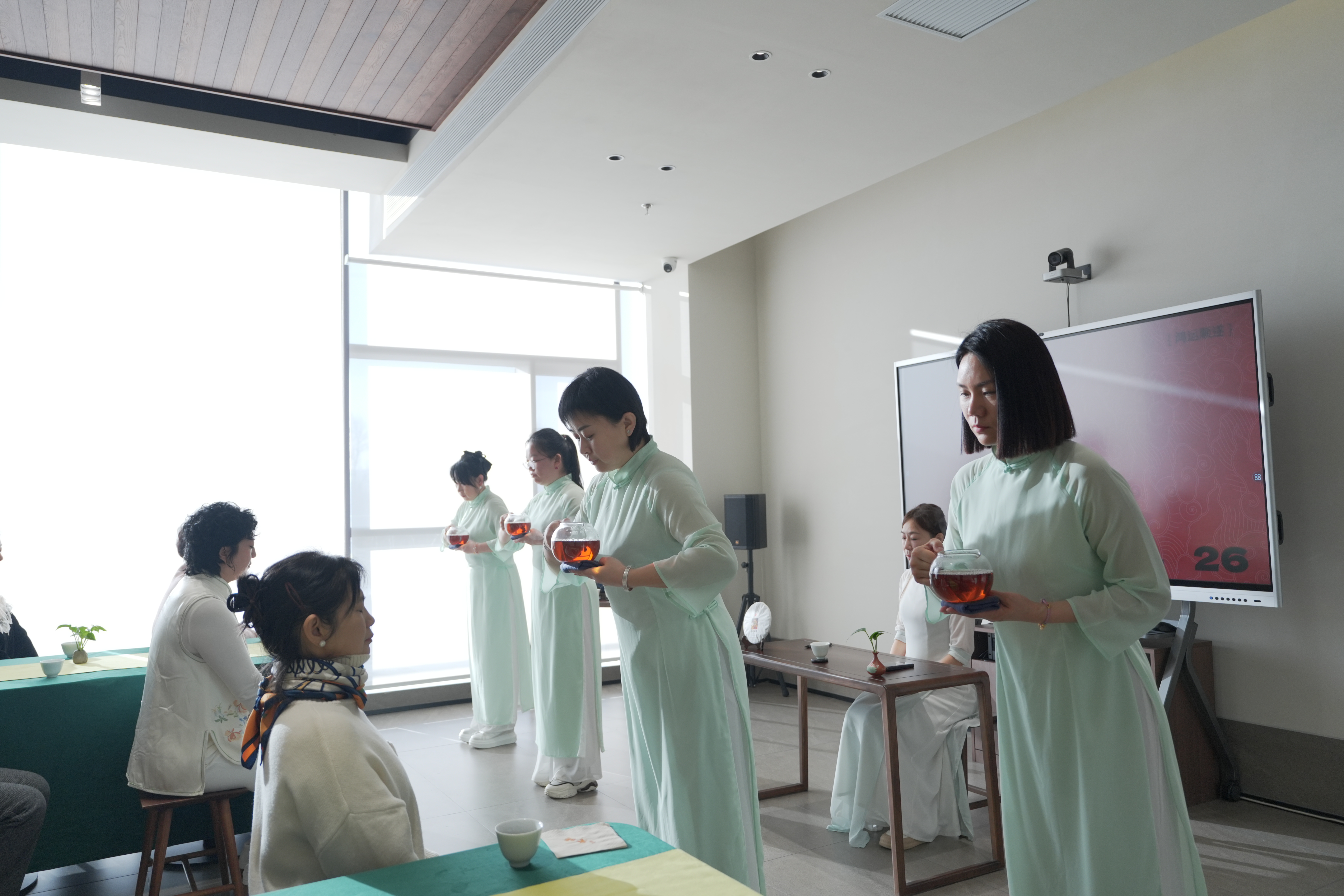 茶空间举办元旦温情活动(图1)