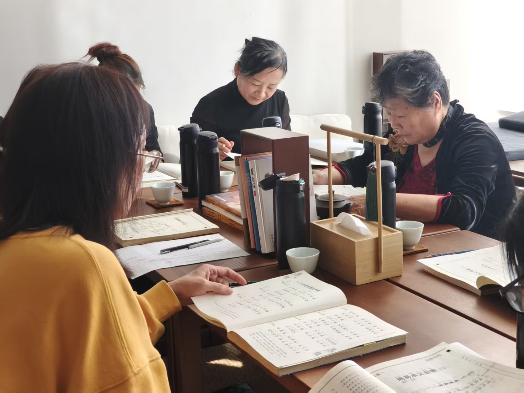 易经读书会启幕(图2)